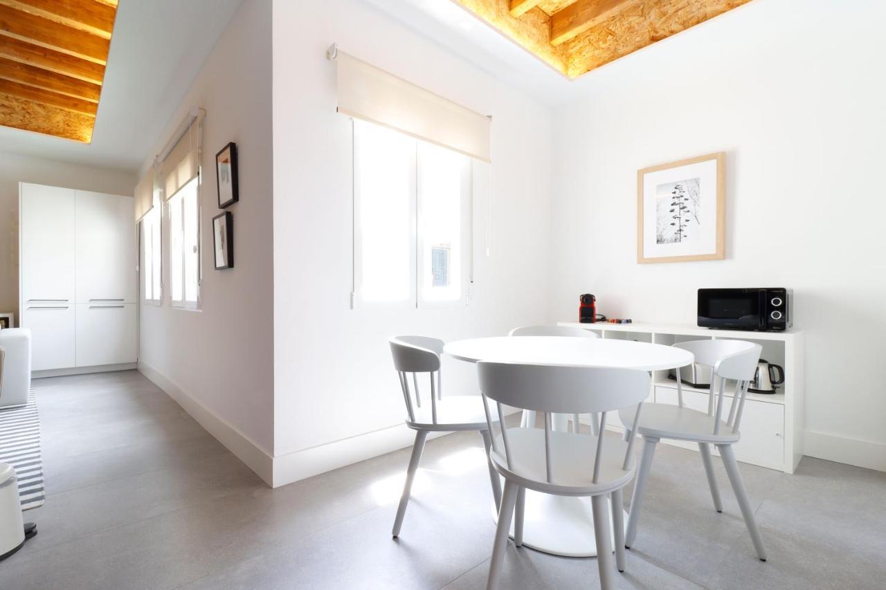 Malasana Design By Madflats Collection Madrid Luaran gambar