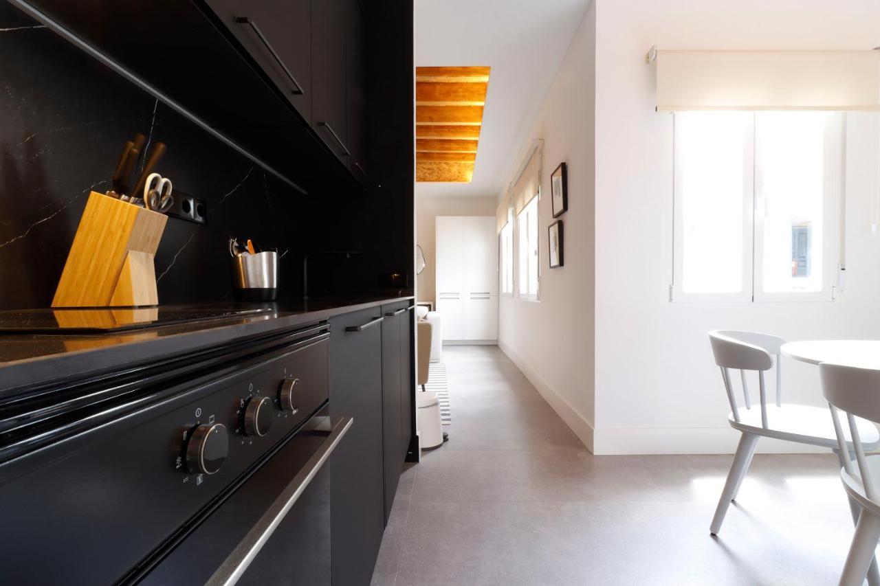 Malasana Design By Madflats Collection Madrid Luaran gambar