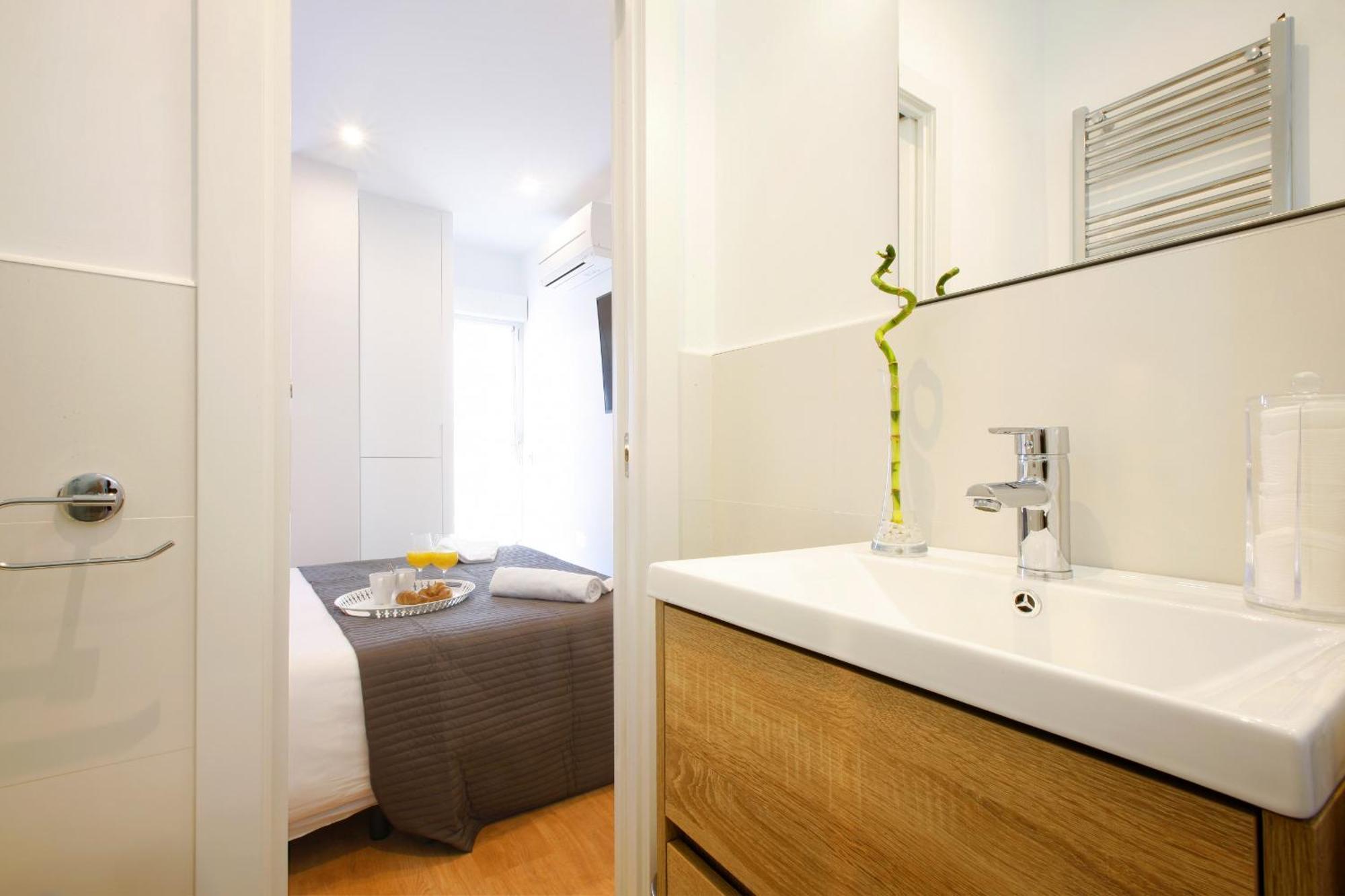 Malasana Design By Madflats Collection Madrid Luaran gambar