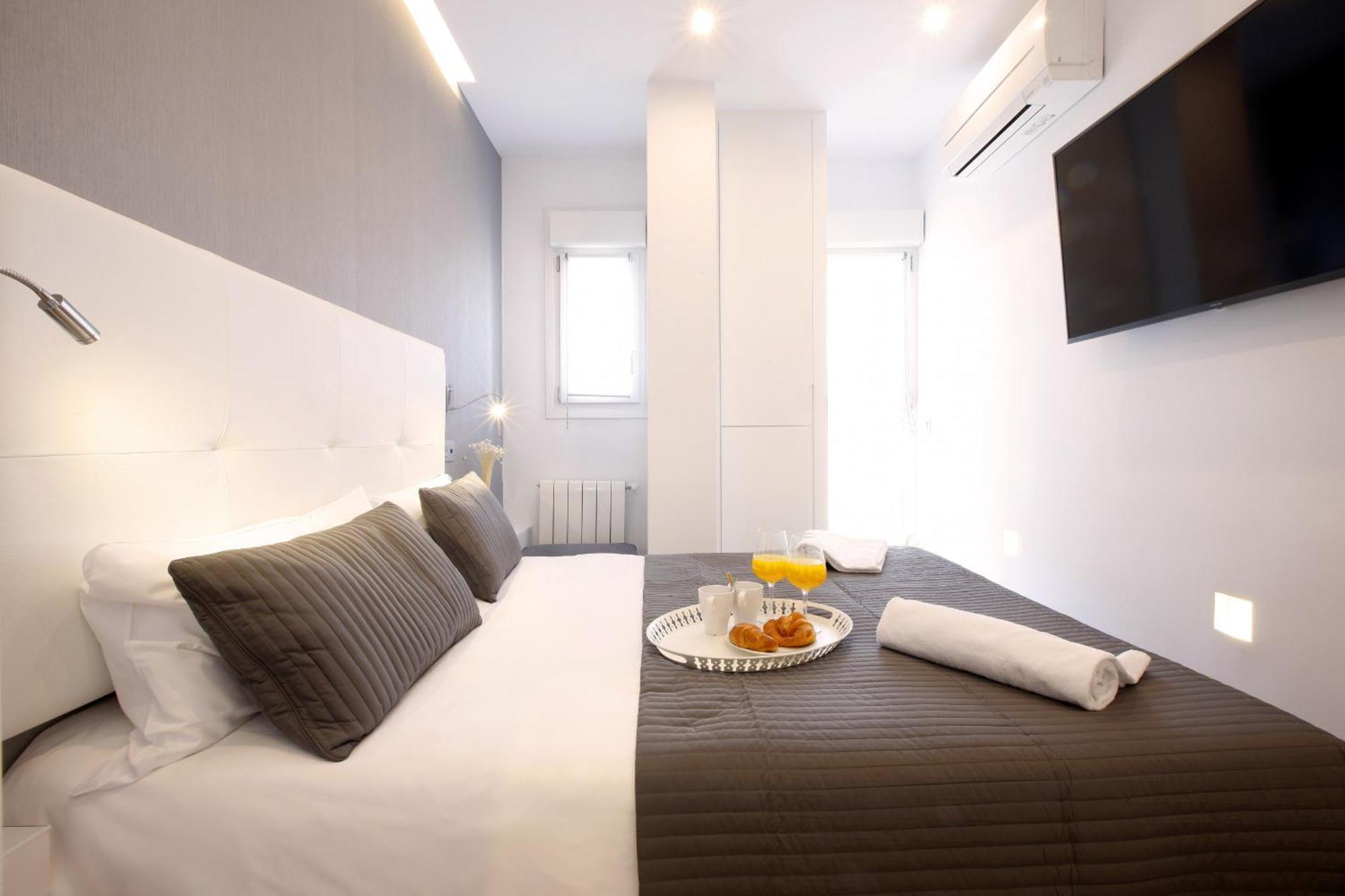 Malasana Design By Madflats Collection Madrid Luaran gambar